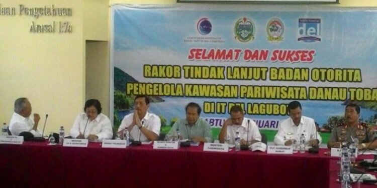 Stop Pencemaran di Danau Toba, Rizal Ramli Minta Perusahaan Besar Berhenti Beroperasi