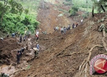 Longsor di Simalungun, seorang pekerja pembangkit listrik tertimbun