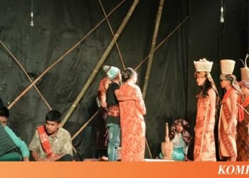 Teater Rengget Mentas di Jong Batak Arts Festival