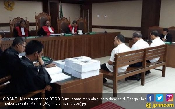 Terima Suap dari Mantan Gubsu, Dua Anggota Dewan Dituntut 4 Tahun Penjara
