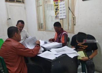 KPU Tapteng persiapkan bukti terkait gugatan ke MK