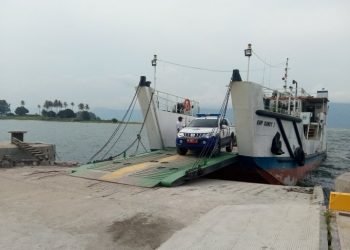 Penyeberangan Danau Toba dari Samosir masih normal