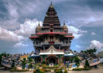 Alasan Enaknya Tinggal di Medan yang Bikin Kamu Bersyukur Pernah Hidup di Kota Toleran Ini