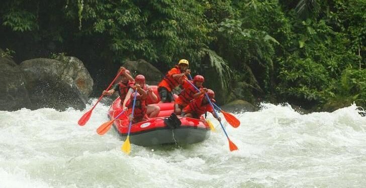 Penggemar Arung Jeram, Berani Tidak Taklukkan Sungai Asahan?