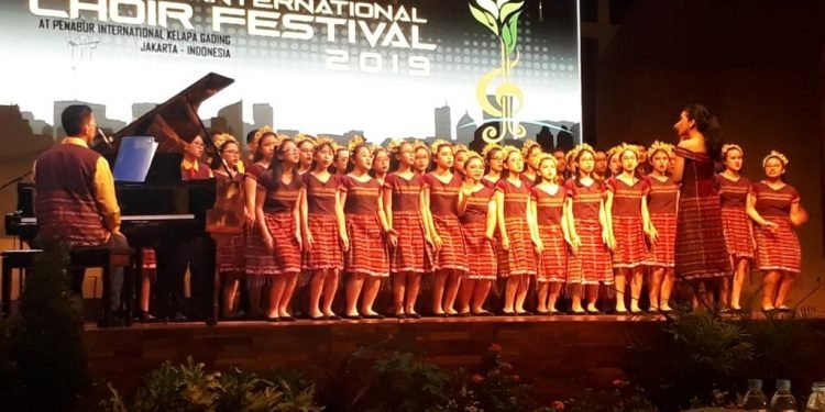 Bawakan Cikala Le Pong Pong, Seven‘s Choir Bawa Nuansa Batak di PICF 2019
