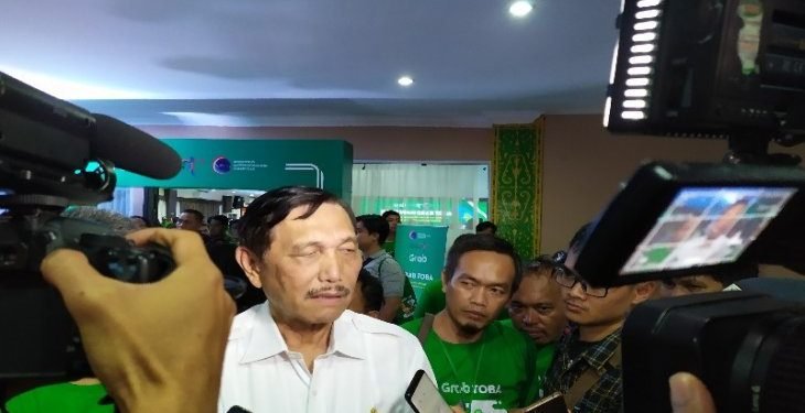 Menko Luhut: Jangan benturkan soal wisata halal di Danau Toba