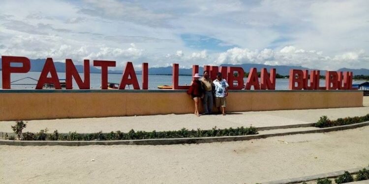 Pantai Lumban Bulbul Balige, Ancolnya Orang Toba