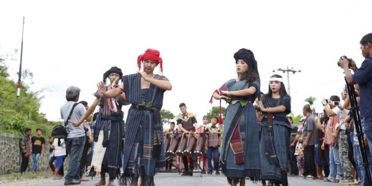 Sigale-gale Carnival Bukti Kekayaan Budaya Batak