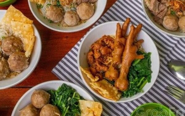 9 Bakso Paling Enak di Kota Medan yang Bikin Ngiler