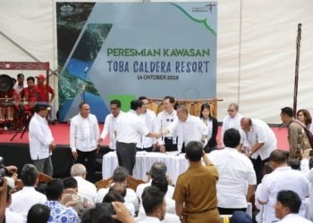 Tiga Menteri Jokowi Resmikan Pembangunan Toba Caldera Resort