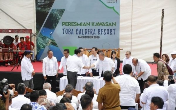Tiga Menteri Jokowi Resmikan Pembangunan Toba Caldera Resort