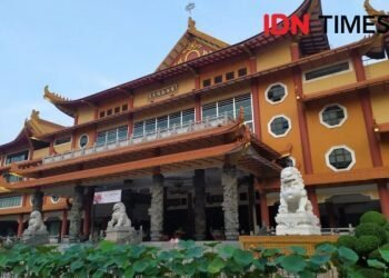 Indahnya Ornamen Khas Tiongkok di Vihara Cemara Asri