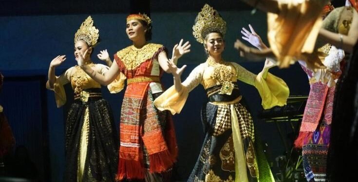 Rakyat Cimahi Margondang : Kolaborasi Seni Sunda dan Batak Sampaikan Persatuan