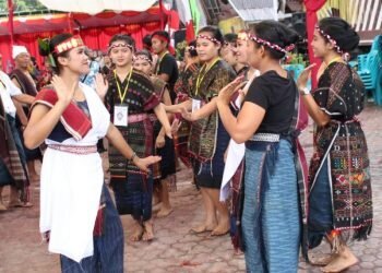 “Horja Bius” Doa Mohon Keselamatan dan Tolak Bala di Danau Toba