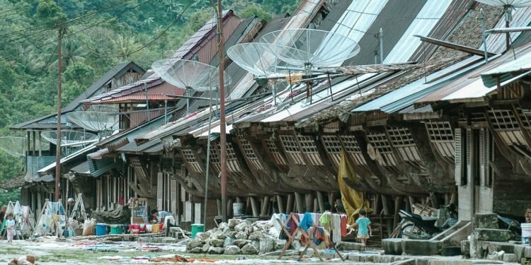 Empat Fakta Desa Bawomataluo Milik Suku Nias