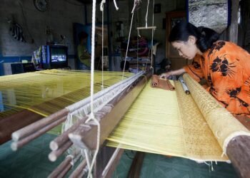 3 Kain Ikonik Sumatera, Seni dan Filosofi dalam Selembar Kain