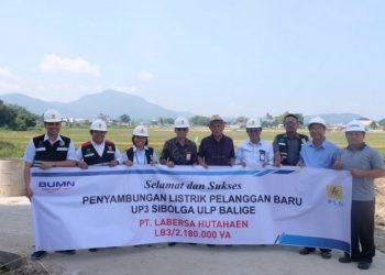 Dukung pariwisata Danau Toba, PLN Sibolga resmikan penyambungan listrik ke PT Labersa Balige