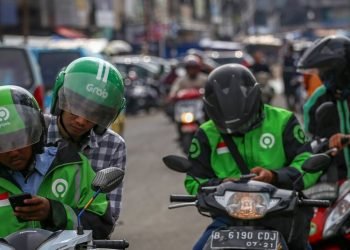 Kerja dari Rumah bagi Sopir Ojol: Sepi Penumpang, Nihil Penghasilan