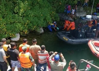 Mayat perempuan ditemukan mengambang di Danau Toba