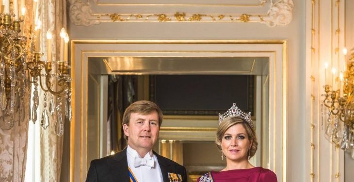 Raja Belanda akan bawa tim riset kualitas air ke Danau Toba