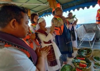 Tim kreatif Poldasu ski air gelar Mangelek Tao Toba