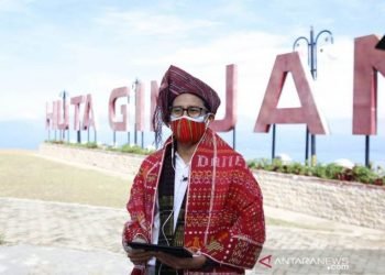 Menparekraf Sandiaga Uno bertekad gairahkan kembali industri  kreatif