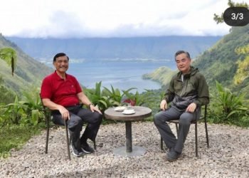Luhut ajak Menlu China nikmati  pesona Danau Toba