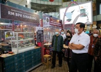 Luhut Binsar: Masyarakat harus bangga gunakan produk dalam negeri