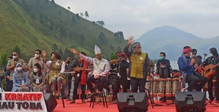 Mendorong pertumbuhan ekonomi  melalui Beli Kreatif Danau Toba